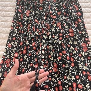 Rachel zoe floral skirt, in like new condition